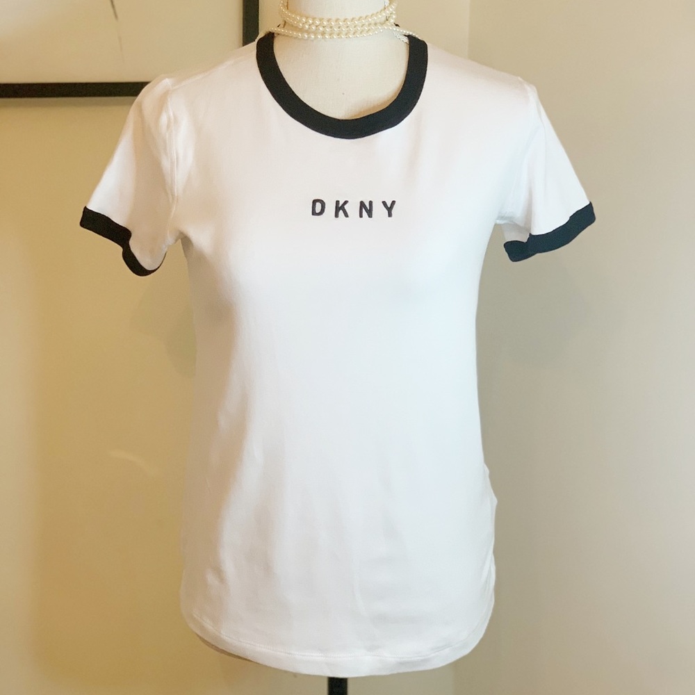 DKNY T-Shirt